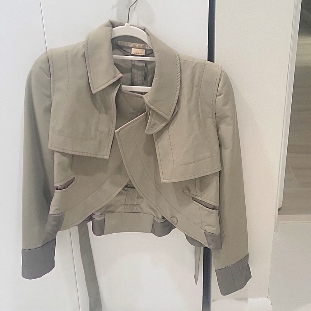 Stella Mccartney crop light weight satin blazer